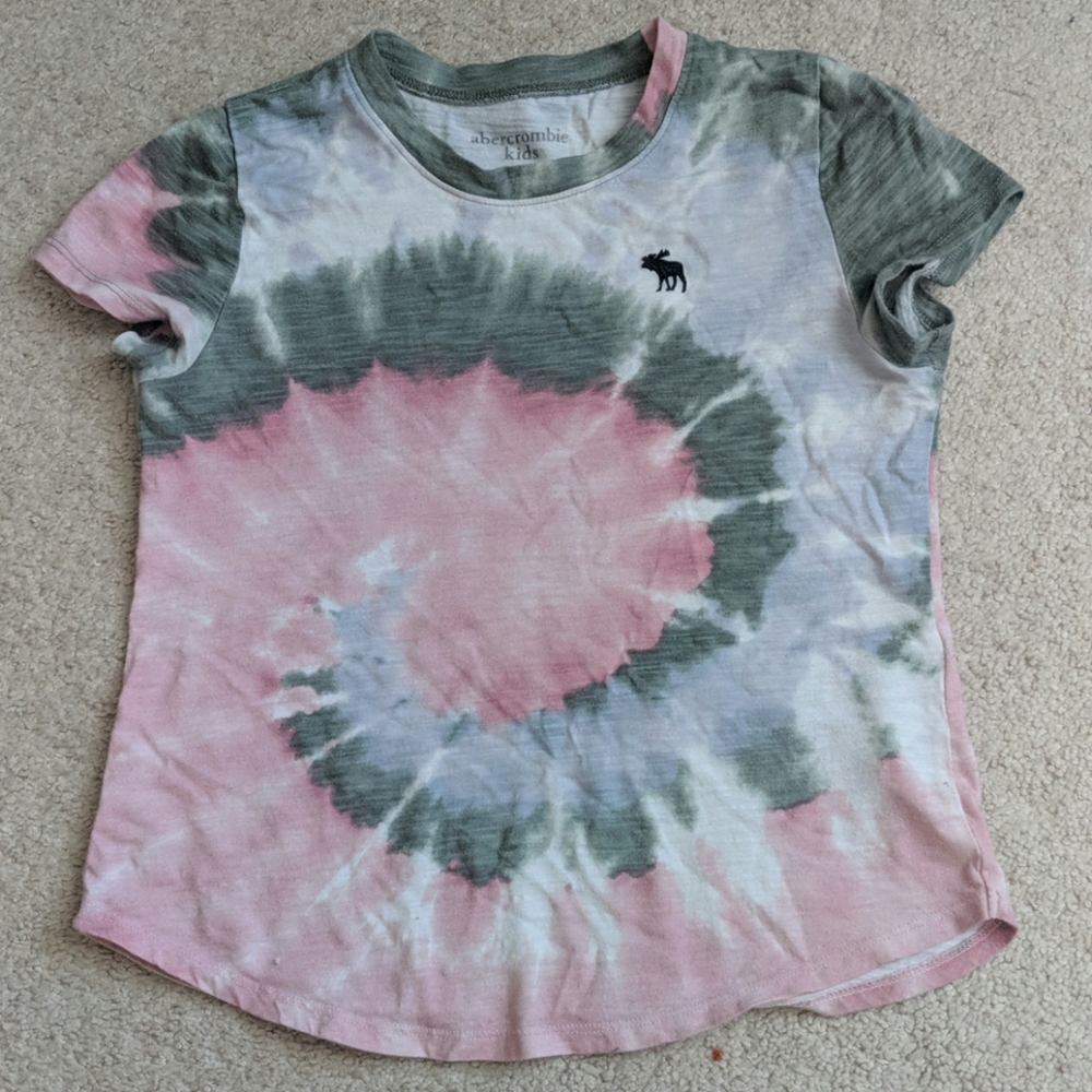 Kids Abercrombie and Fitch t shirt